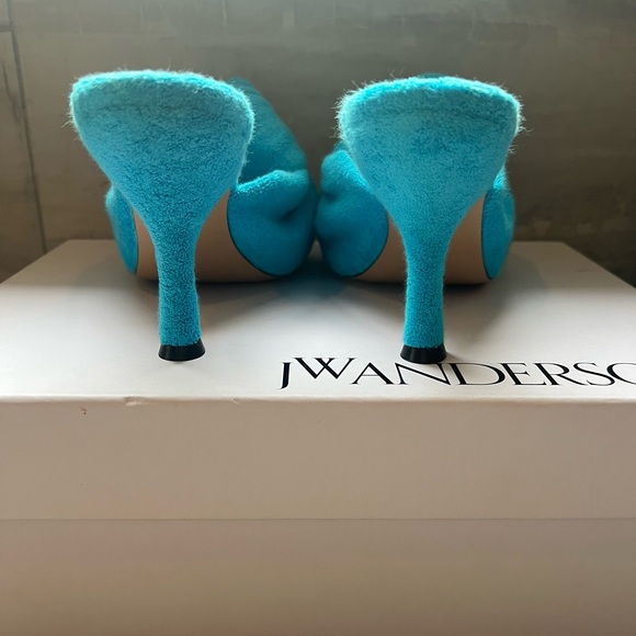 JW Anderson Knot Heel Mule Sandal - Picture 5 of 9